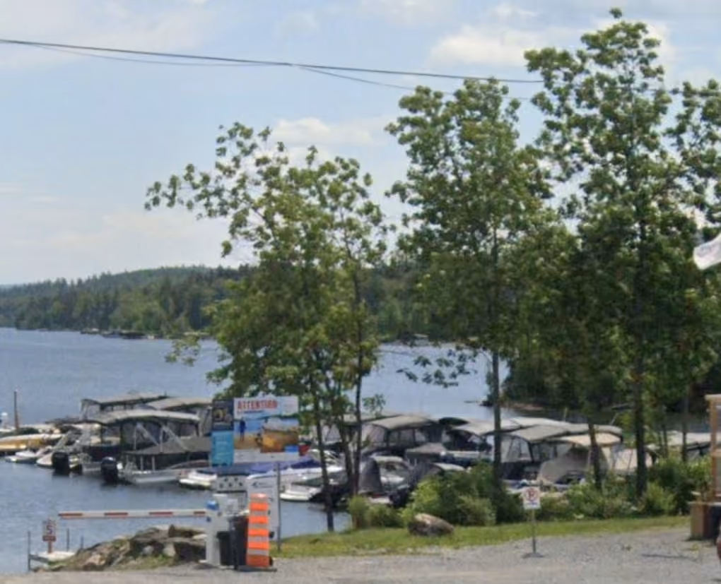 View of the waterfront at Marina J. Pomerleau.